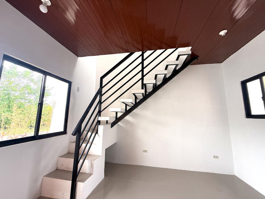 Living Area & Stairs
